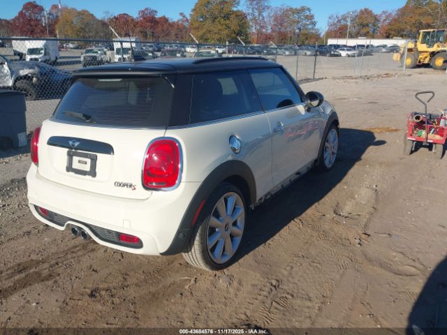 2017 MINI HARDTOP WMWXP7C52H3C61781 Photo 3