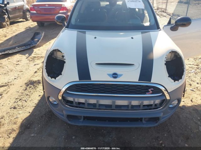 2017 MINI HARDTOP WMWXP7C52H3C61781 Photo 5