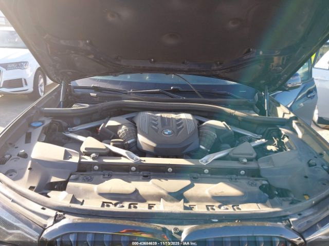 2022 BMW X7 5UXCX6C08N9L67804 Photo 9