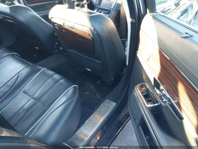 2011 JAGUAR XJ SAJWA2GE3BMV09243 Photo 7