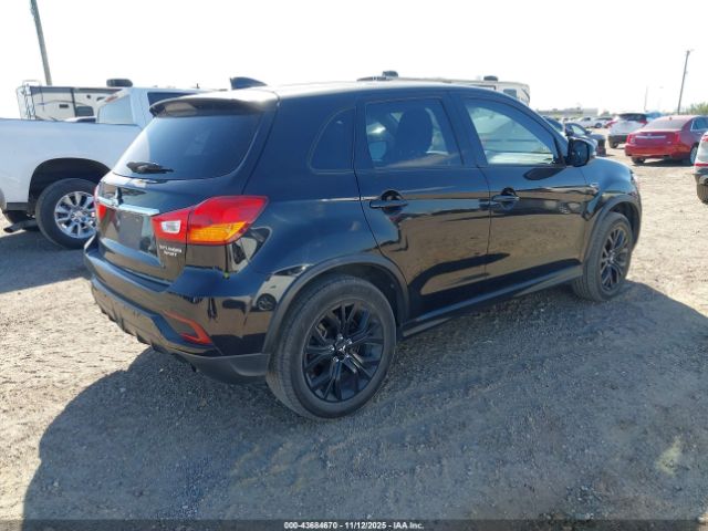 2018 MITSUBISHI OUTLANDER SPORT JA4AP3AU4JU012627 Photo 3