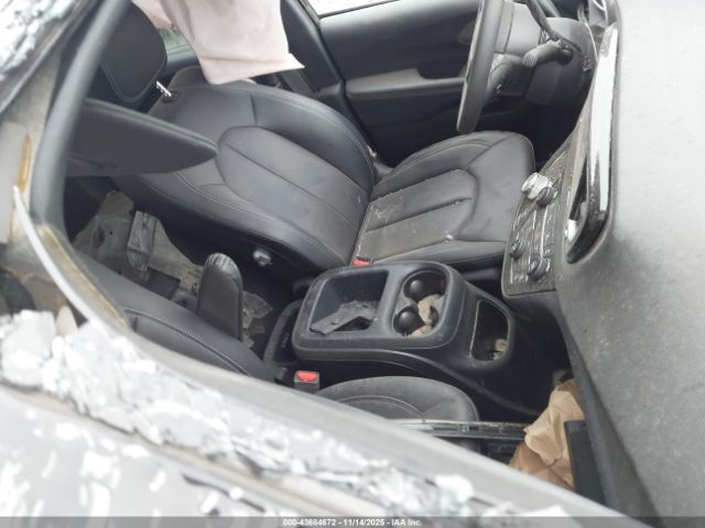 2025 CHRYSLER PACIFICA 2C4RC1BG6SR530920 Photo 4