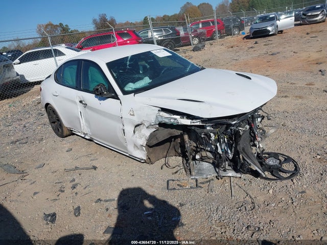 2018 ALFA ROMEO GIULIA ZARFAEAV8J7577341