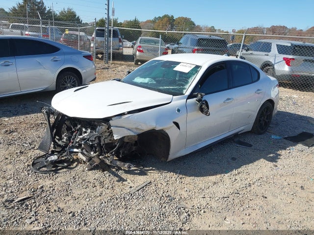 2018 ALFA ROMEO GIULIA ZARFAEAV8J7577341 Photo 1
