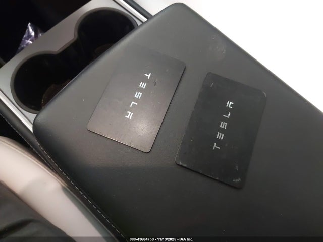 2023 TESLA MODEL Y 7SAYGDEE1PA177520 Photo 10