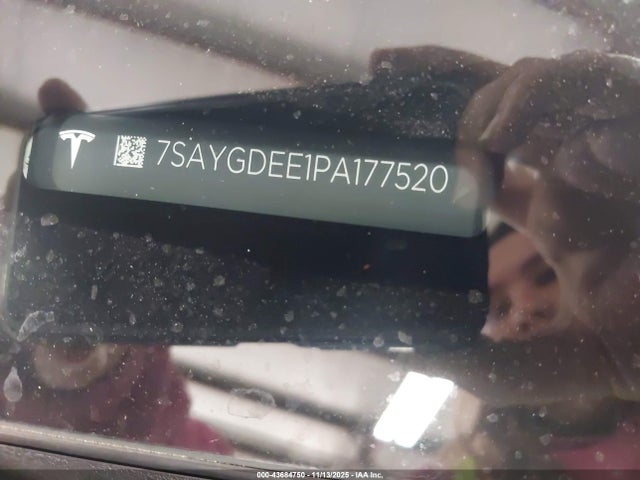 2023 TESLA MODEL Y 7SAYGDEE1PA177520 Photo 8