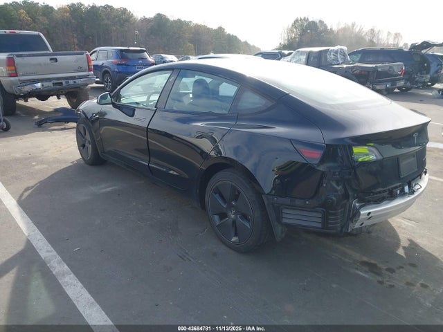2022 TESLA MODEL 3 5YJ3E1EB0NF124955 Photo 2