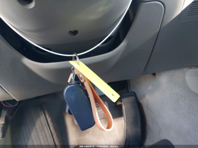 2005 ACURA RL JH4KB16545C016461 Photo 10