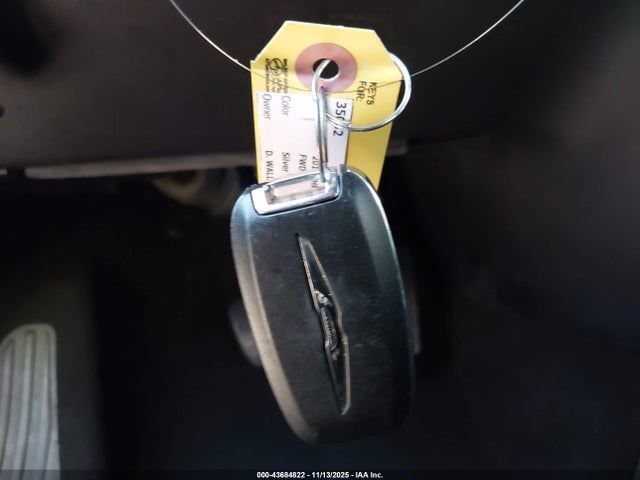 43684822 :رقم المزاد ، 2C4RC1GG2KR714051 vin ، 2019 Chrysler Pacifica Limited مزاد بيع