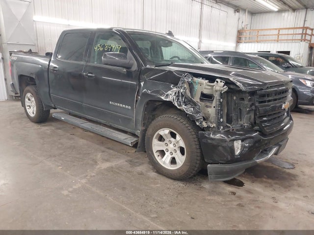 2017 CHEVROLET SILVERADO 1500 3GCUKREC3HG497765 Photo 0