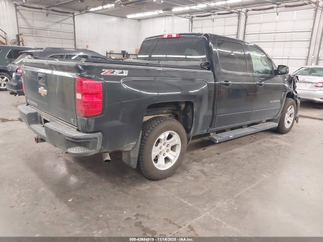 2017 CHEVROLET SILVERADO 1500 3GCUKREC3HG497765 Photo 3