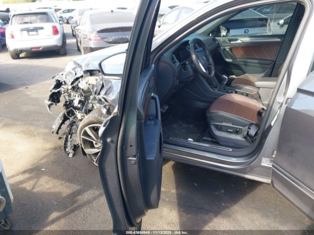 2024 VOLKSWAGEN TIGUAN 3VV4B7AXXRM153769 Photo 4