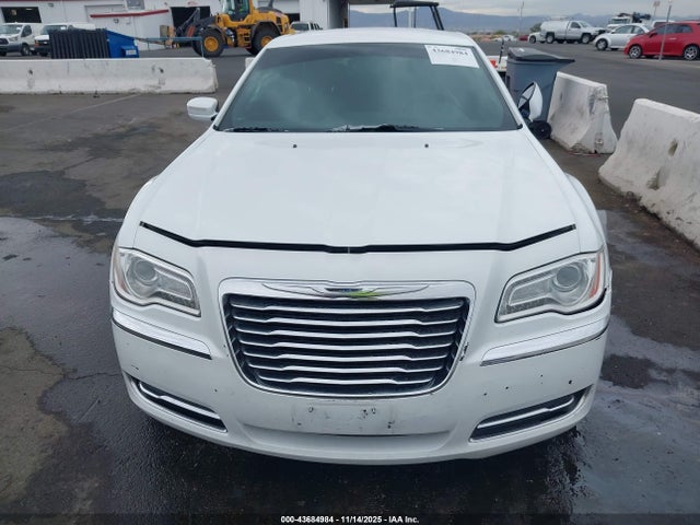 Chrysler 300 2014 2C3CCAAG9EH336159 Image 6
