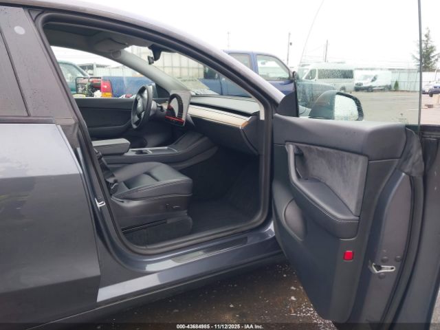 2022 TESLA MODEL Y 7SAYGDEE9NF509753 Photo 4