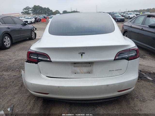 Tesla Model 3 Long Range/performance 2018 5YJ3E1EB0JF086332 Image 16