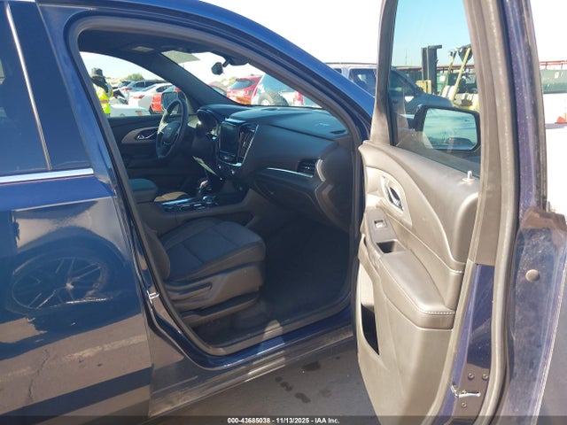 Chevrolet Traverse 2022 1GNERGKW3NJ150263 Image 19