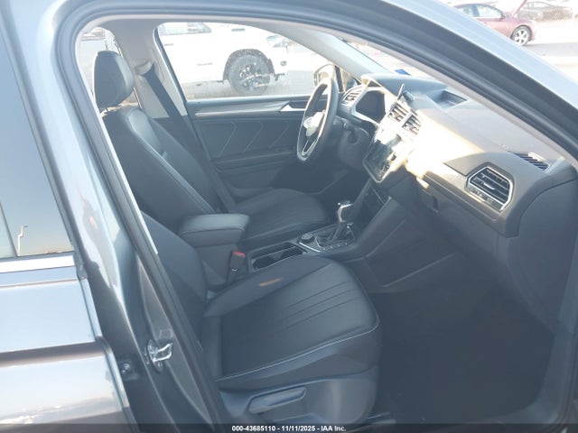 3VVMB7AX1RM114438 Volkswagen Tiguan 2.0t Se/2.0t Wolfsburg Edition