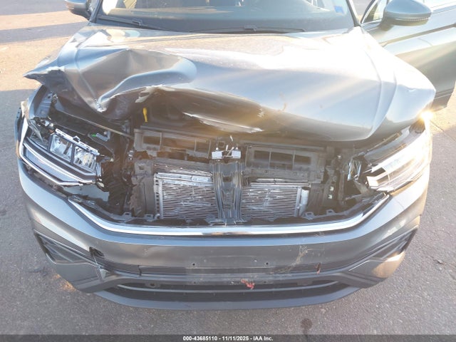 3VVMB7AX1RM114438 Volkswagen Tiguan 2.0t Se/2.0t Wolfsburg Edition