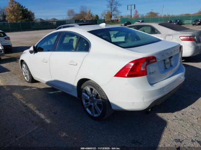 2011 VOLVO S60 YV1902FH8B2009112 Photo 2