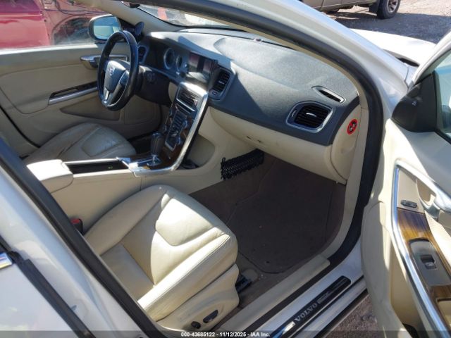 2011 VOLVO S60 YV1902FH8B2009112 Photo 4