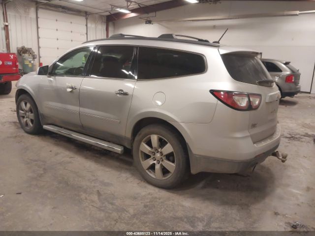 2014 CHEVROLET TRAVERSE 1GNKRJKD5EJ207254 Photo 2