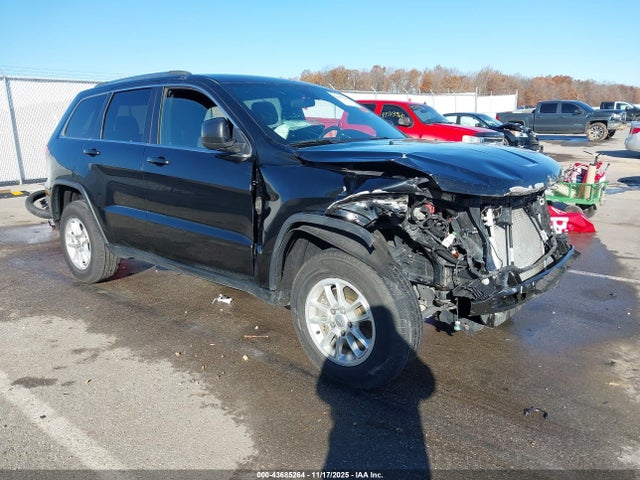 Продаж на аукціоні авто 2018 Jeep Grand Cherokee Laredo E 4x4, vin: 1C4RJFAG5JC313046, номер лоту: 43685264