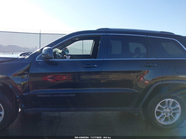 Продаж на аукціоні авто 2018 Jeep Grand Cherokee Laredo E 4x4, vin: 1C4RJFAG5JC313046, номер лоту: 43685264