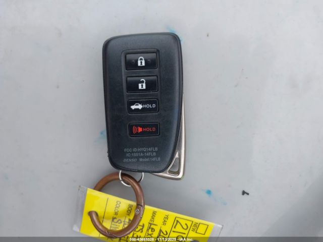 2022 LEXUS IS 300 JTHD81F21N5049290 Photo 10