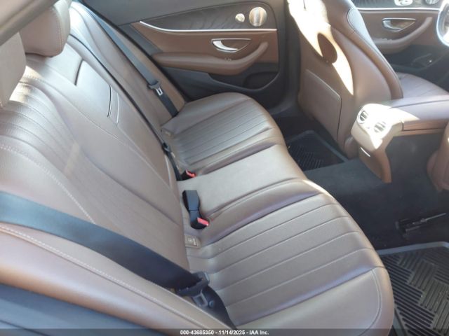 2019 MERCEDES-BENZ E 300 WDDZF4KB7KA562542 Photo 7