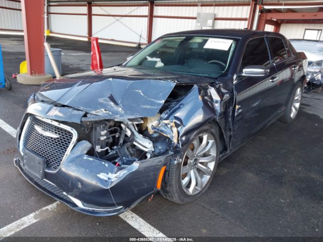 2019 CHRYSLER 300 2C3CCAEG0KH693512 Photo 1