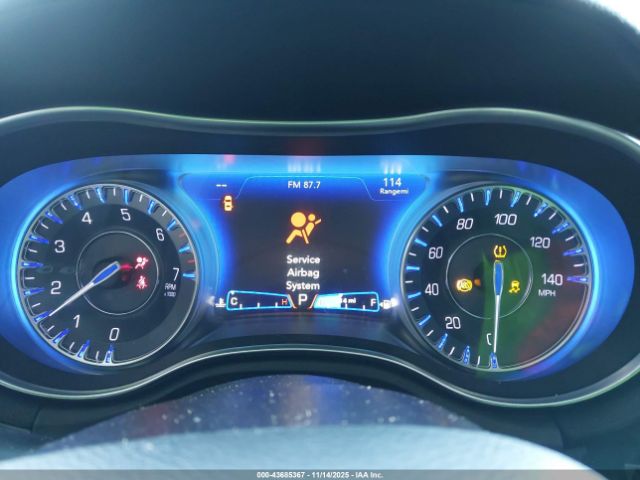 2019 CHRYSLER 300 2C3CCAEG0KH693512 Photo 6