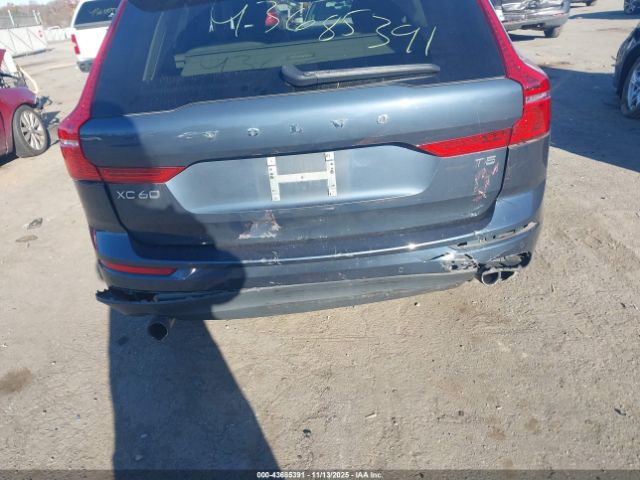 2020 VOLVO XC60 YV4102DK7L1517531 Photo 5