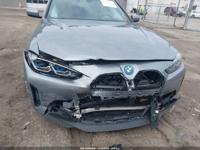 2023 Bmw I4 Edrive40 მანქანა იყიდება აუქციონზე, vin: WBY73AW08PFR45352, აუქციონის ნომერი: 43685428