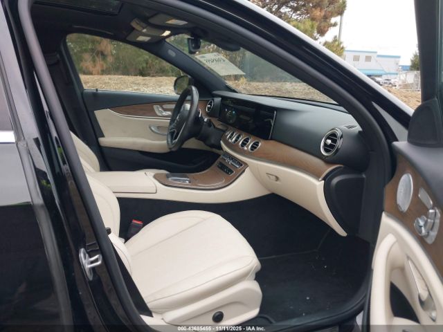 2021 MERCEDES-BENZ E 350 W1KZF8EB9MA923890 Photo 4