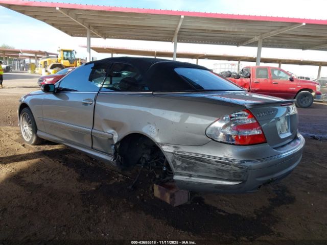 2005 MERCEDES-BENZ CLK 500 WDBTK75J55F148360 Photo 2