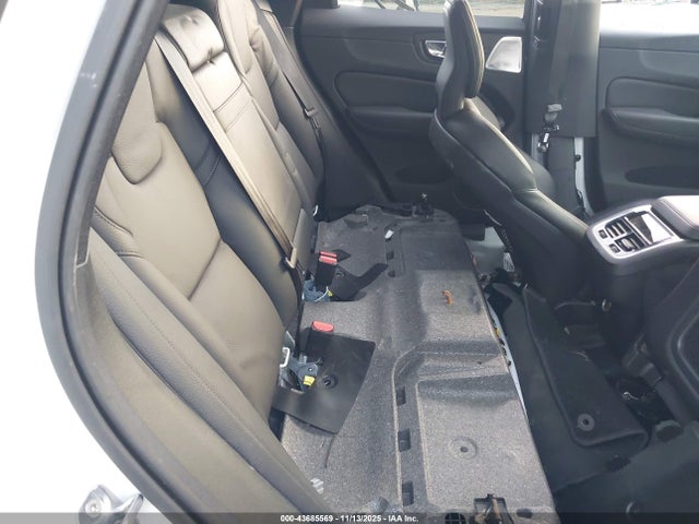 YV4A22RL0K1342162 Volvo Xc60 T6 Inscription