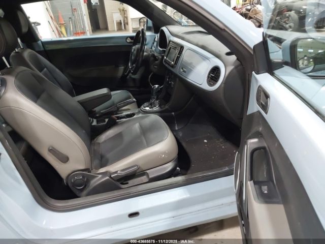 2013 VOLKSWAGEN BEETLE 3VWJP7AT0DM664431 Photo 4