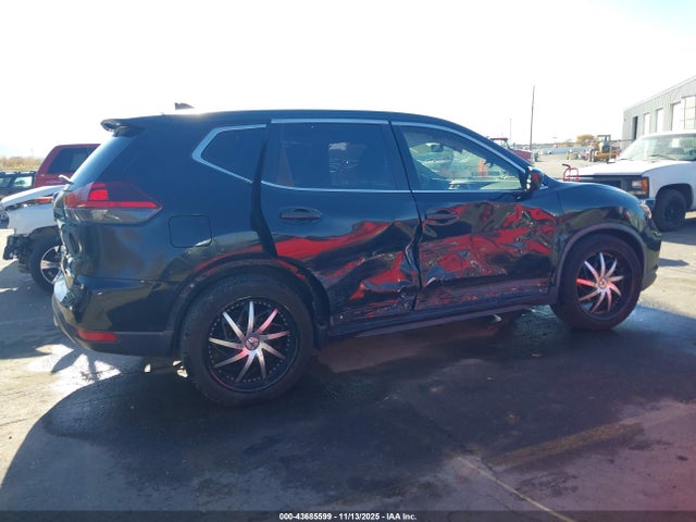 Nissan ROGUE S 2018 KNMAT2MV1JP500819 Image 13