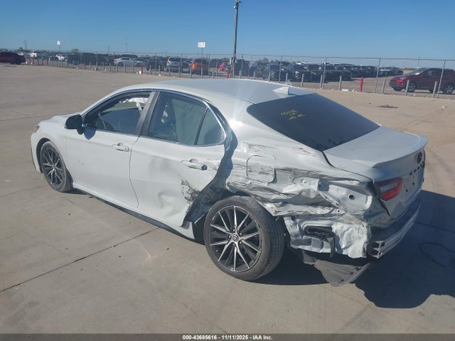 Toyota CAMRY SE 2022 4T1G11AK2NU064344 Image 3