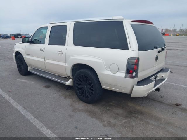 2005 CADILLAC ESCALADE ESV 3GYFK66N05G264889 Photo 2