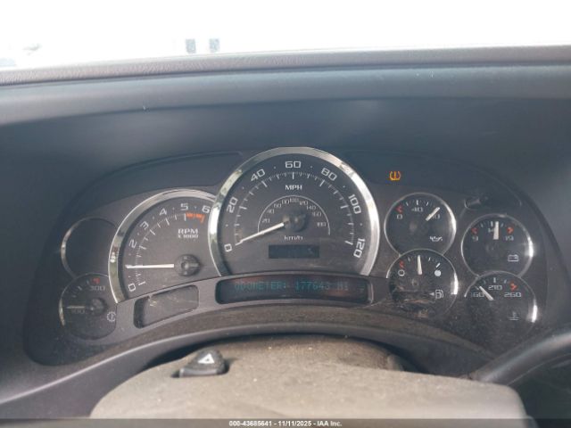2005 CADILLAC ESCALADE ESV 3GYFK66N05G264889 Photo 6