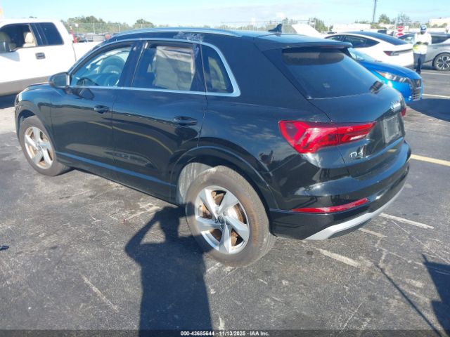2019 AUDI Q3 WA1BECF37K1069398 Photo 2
