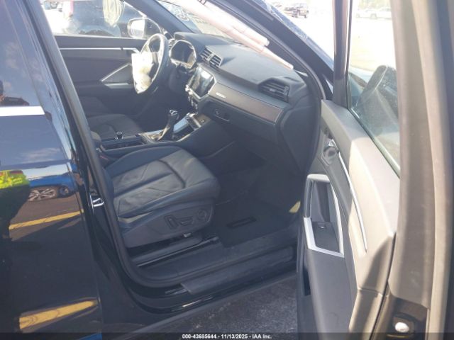 2019 AUDI Q3 WA1BECF37K1069398 Photo 4