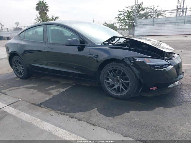 2024 TESLA MODEL 3 5YJ3E1EAXRF868625 Photo 0