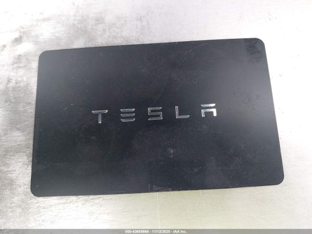 2024 TESLA MODEL 3 5YJ3E1EAXRF868625 Photo 10