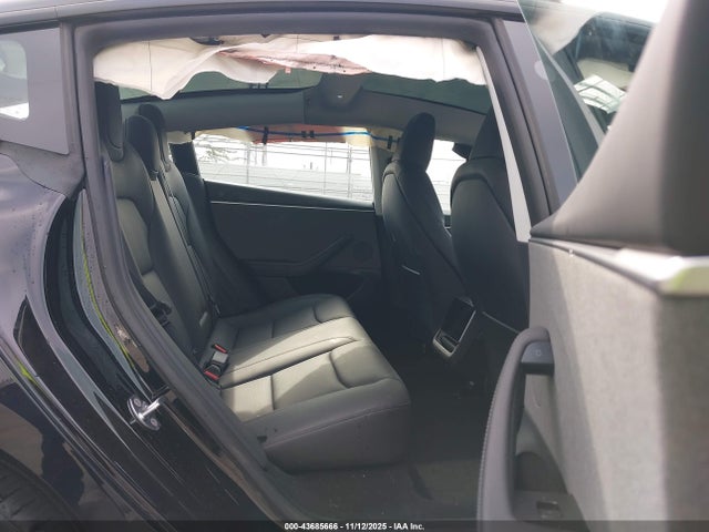 2024 TESLA MODEL 3 5YJ3E1EAXRF868625 Photo 7