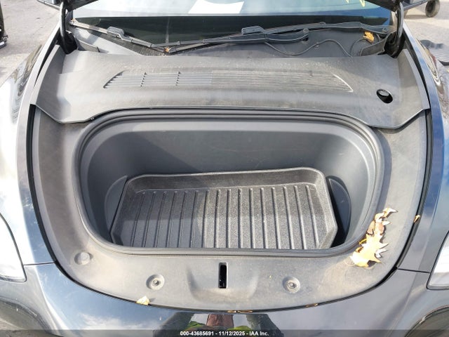 2020 TESLA MODEL Y 5YJYGDEE0LF042815 Photo 9