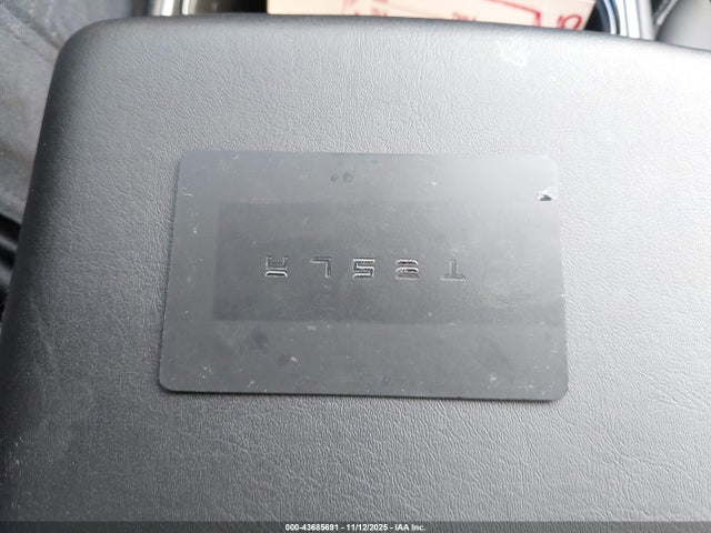 2020 TESLA MODEL Y 5YJYGDEE0LF042815 Photo 10