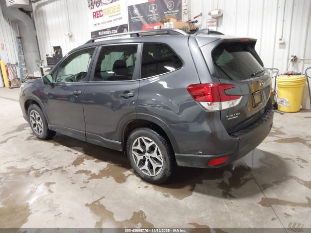 2020 SUBARU FORESTER JF2SKAJC4LH549015 Photo 2