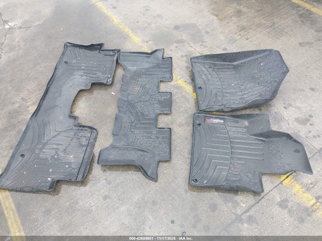 5XYPG4A57LG674382 KIA Sorento 3.3l Lx